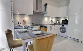 P&R1, One Bedroom, City Center Geneva